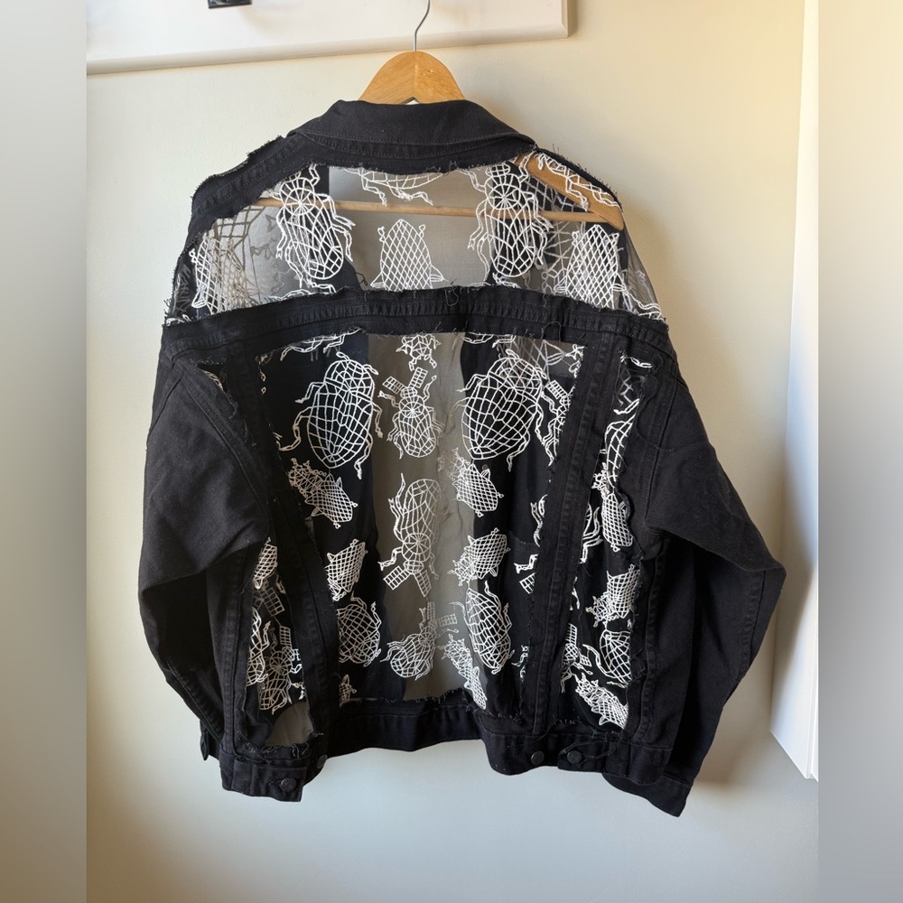 DRAGON DENIM Beetle Denim Jacket Lace Grunge Whimsigoth Goth Bug Insect Black L - Picture 3 of 10